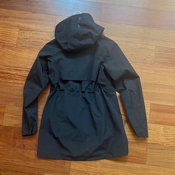 Arc'teryx Women's Codetta Coat Winter Rain Shell Jacket - Picture 4 of 11